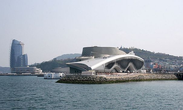 A pavilion originally created for an expo becomes a permanent equipment 