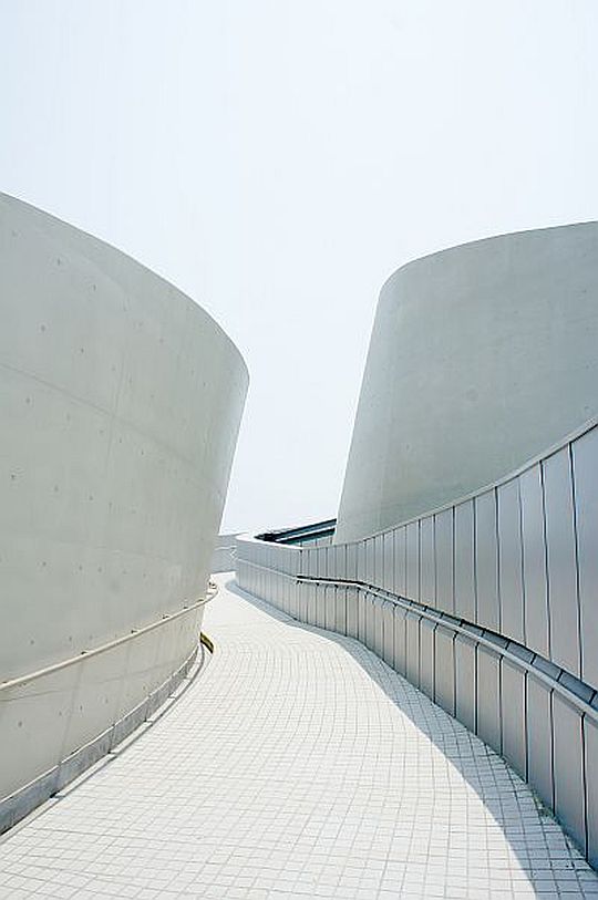 La orientación de los conos aprovecha la circulación del viento para mejorar la ventilación 