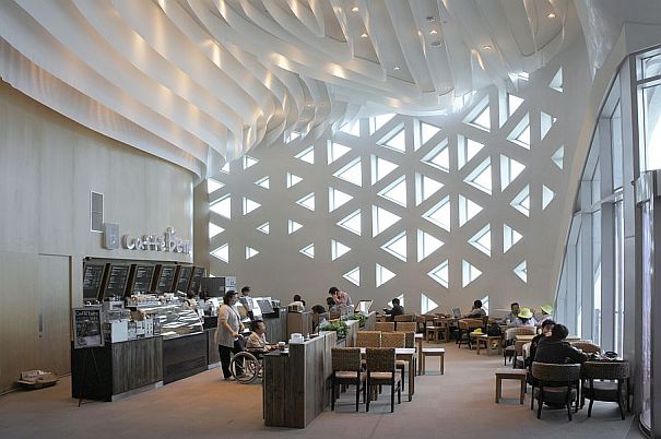 Design of the roof interior curves and lattice in the project commented by VisualARQ